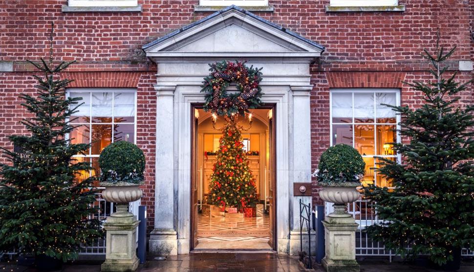 Four Seasons Hampshire at Christmas