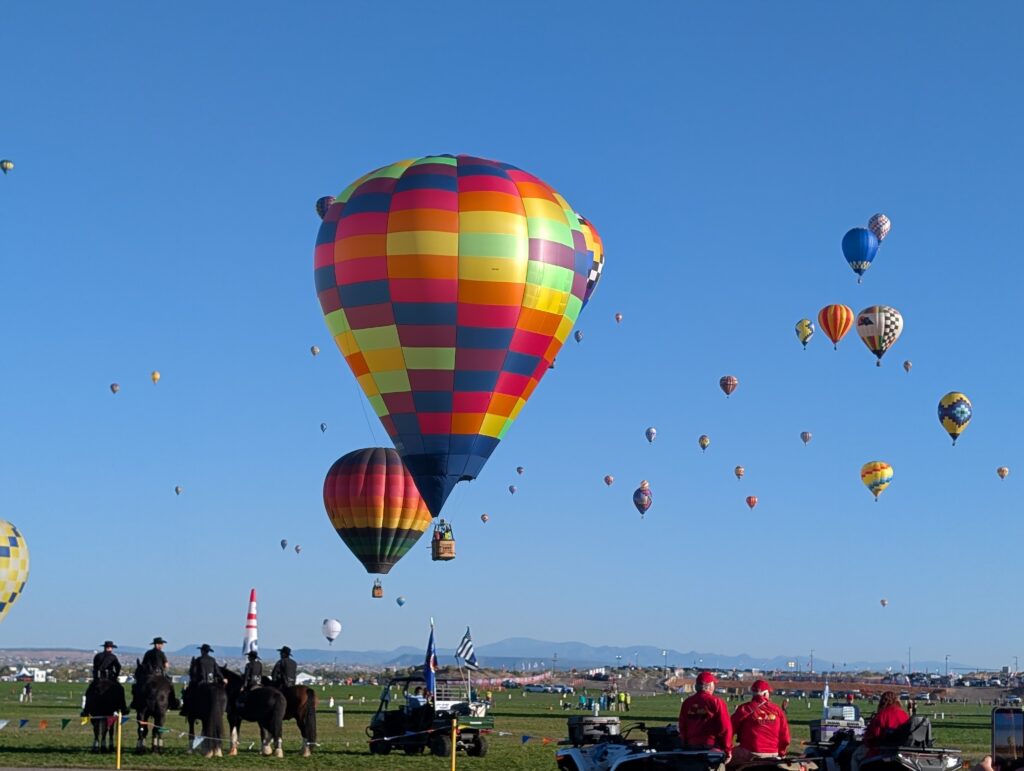 Albuquerque balloon fiesta landing view 2